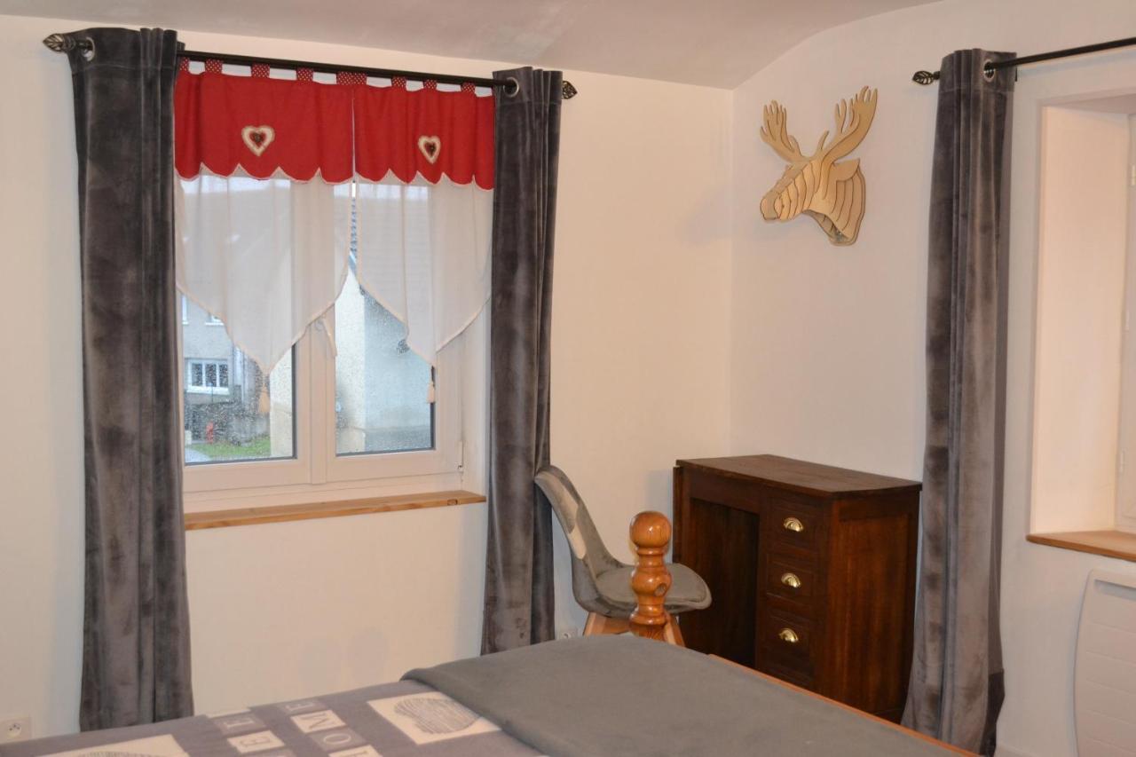 Maison D'Hotes A La Fontaine Fleurie 88 Fremifontaine Eksteriør bilde